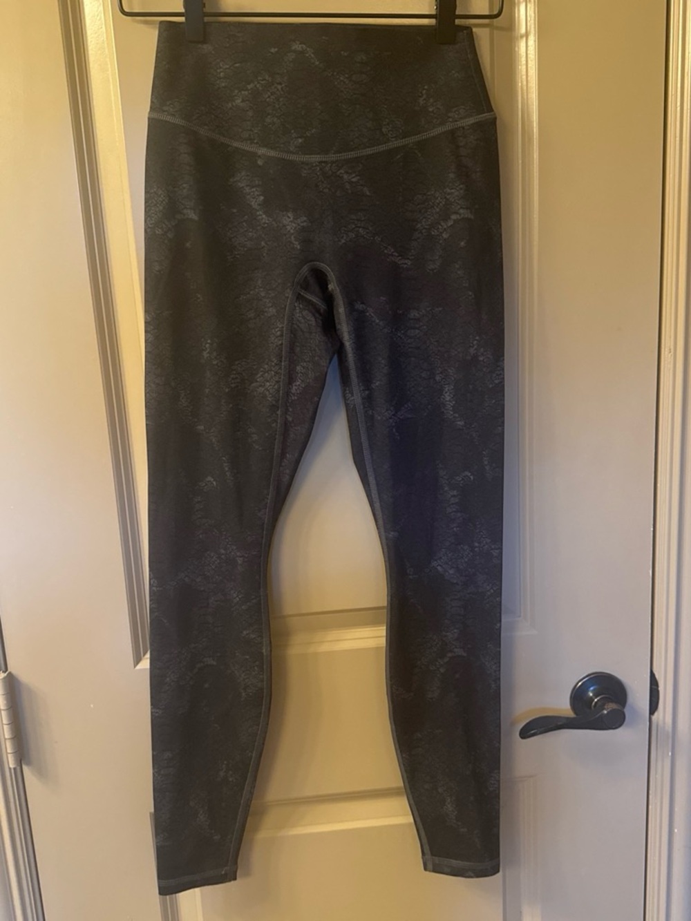 Pure Luxe by Fabletics - super soft Black Patterned High-Waist Leggings